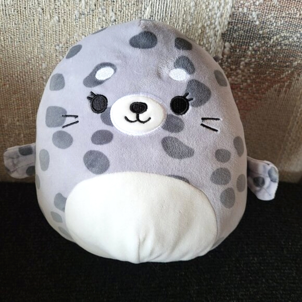 SQUISHMALLOWS Odile The Gray Spotted Seal 8" Sea Plush Stuffed Animal Kellytoy